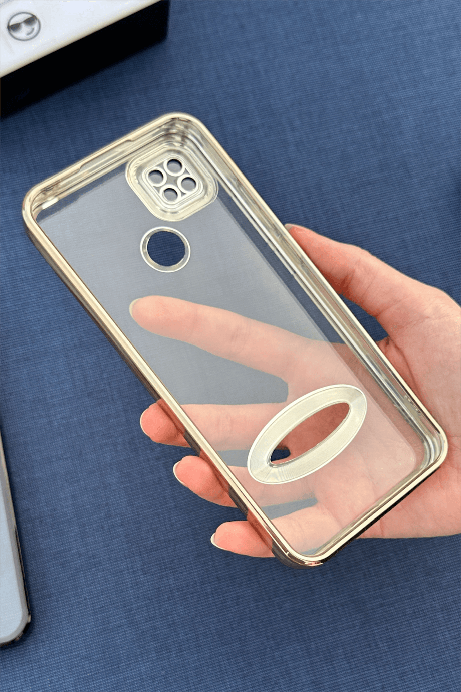 Redmi 9C Uyumlu Logo Açık Elegance Kılıf Gold