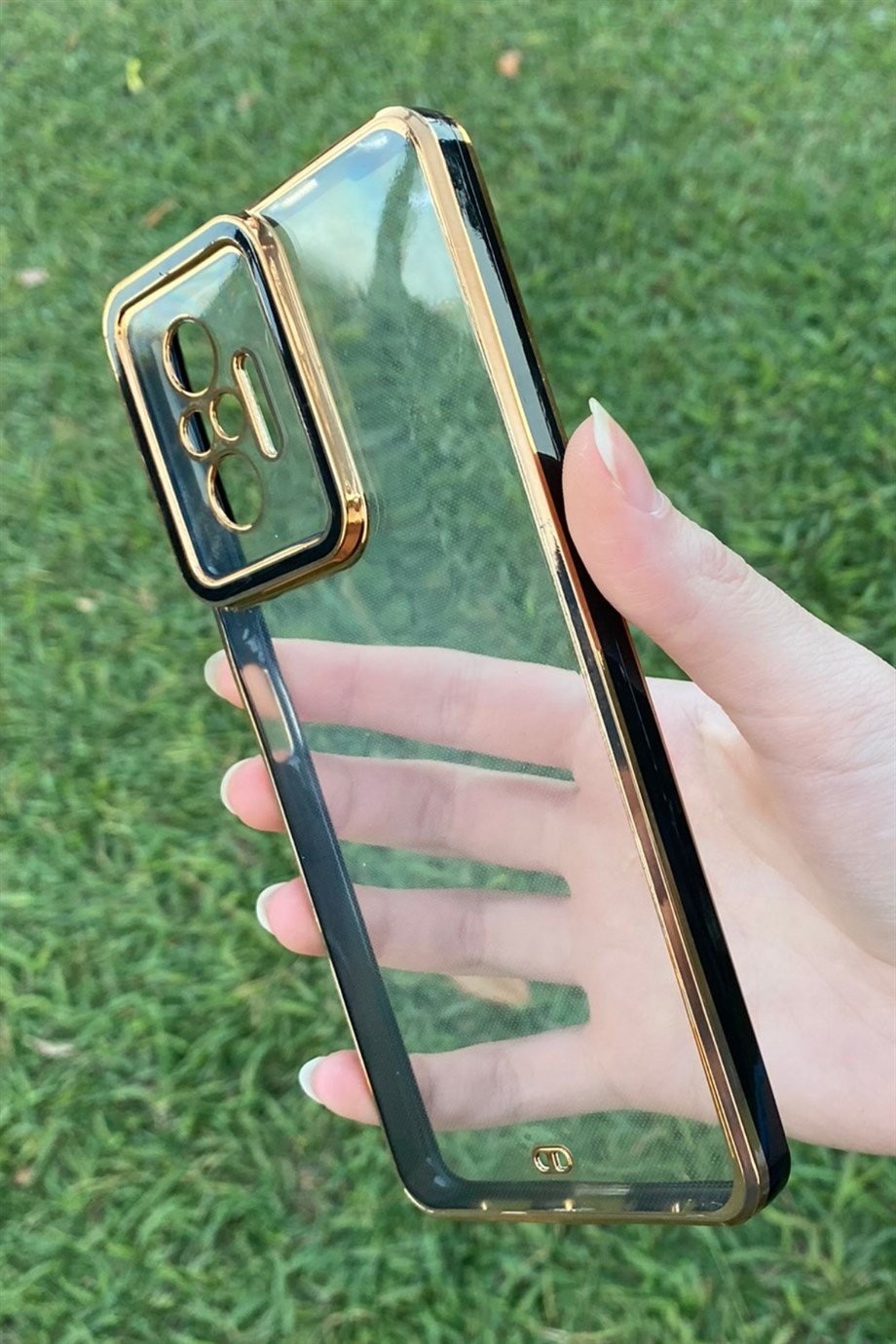 Redmi Note 10 Pro Gold Kenar Elegance Kılıf Siyah