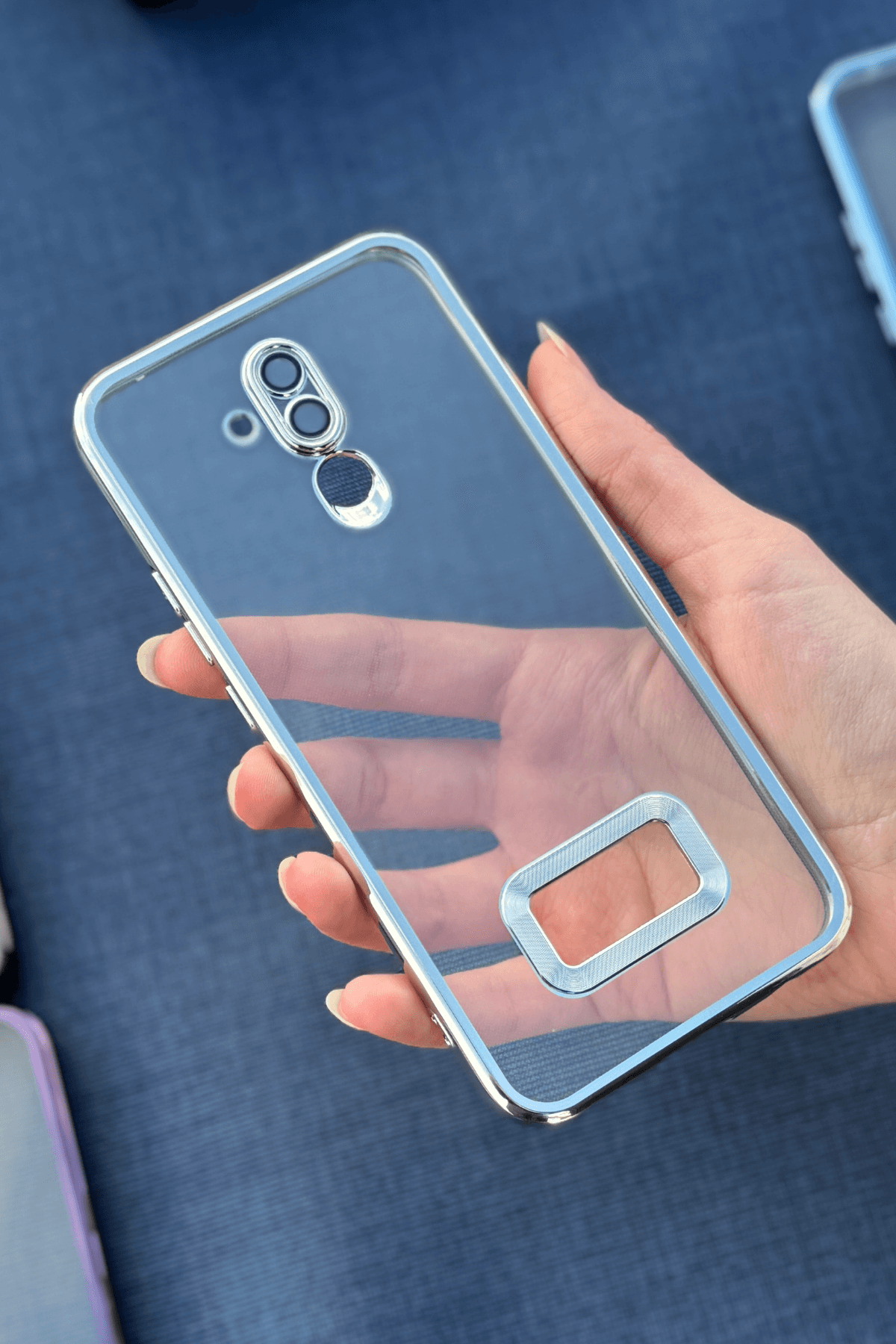 Huawei Mate 20 Lite Uyumlu Logo Açık Elegance Kılıf Gümüş