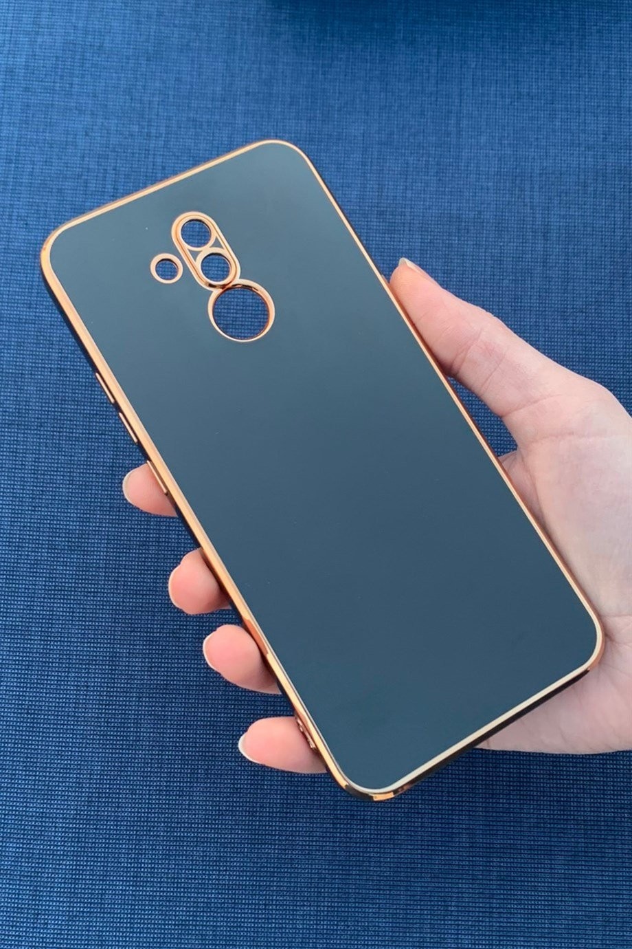 Huawei Mate 20 Lite Uyumlu Renkli Elegance Silikon Kılıf Siyah