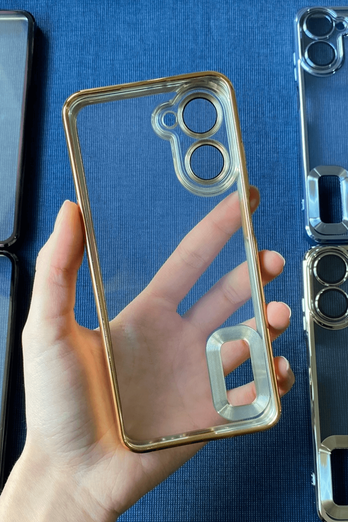 Realme 10 4G Uyumlu Logo Açık Elegance Kılıf Gold