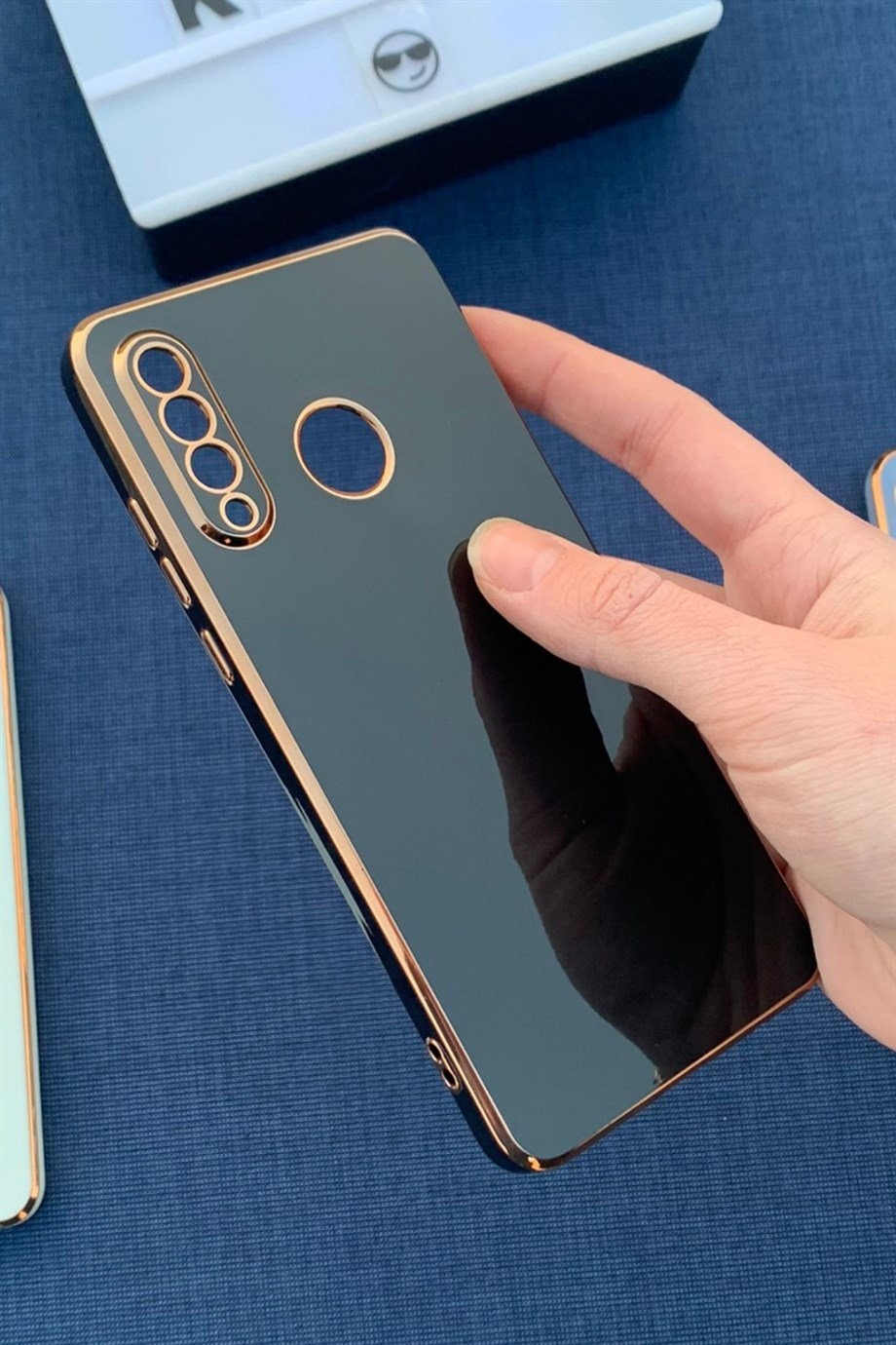 Huawei P30 Lite Uyumlu Renkli Elegance Silikon Kılıf Siyah