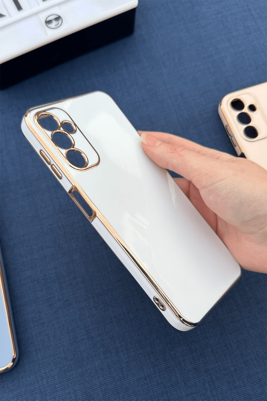 Galaxy A14 Uyumlu Renkli Elegance Silikon Kılıf Beyaz