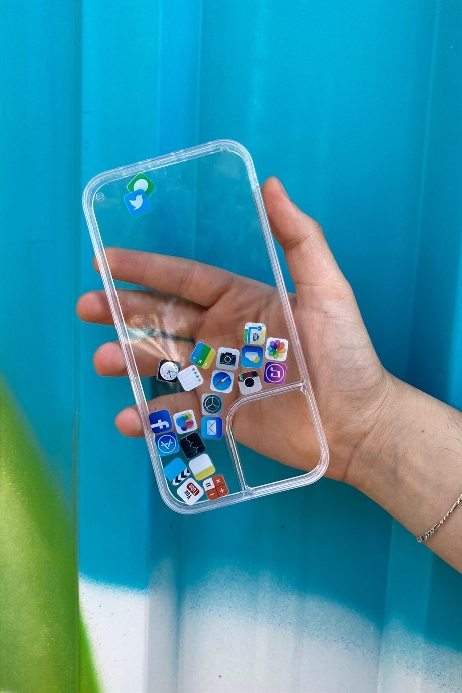 iPhone 11 Pro Uyumlu Sosyal Medya Temalı Sulu Kılıf