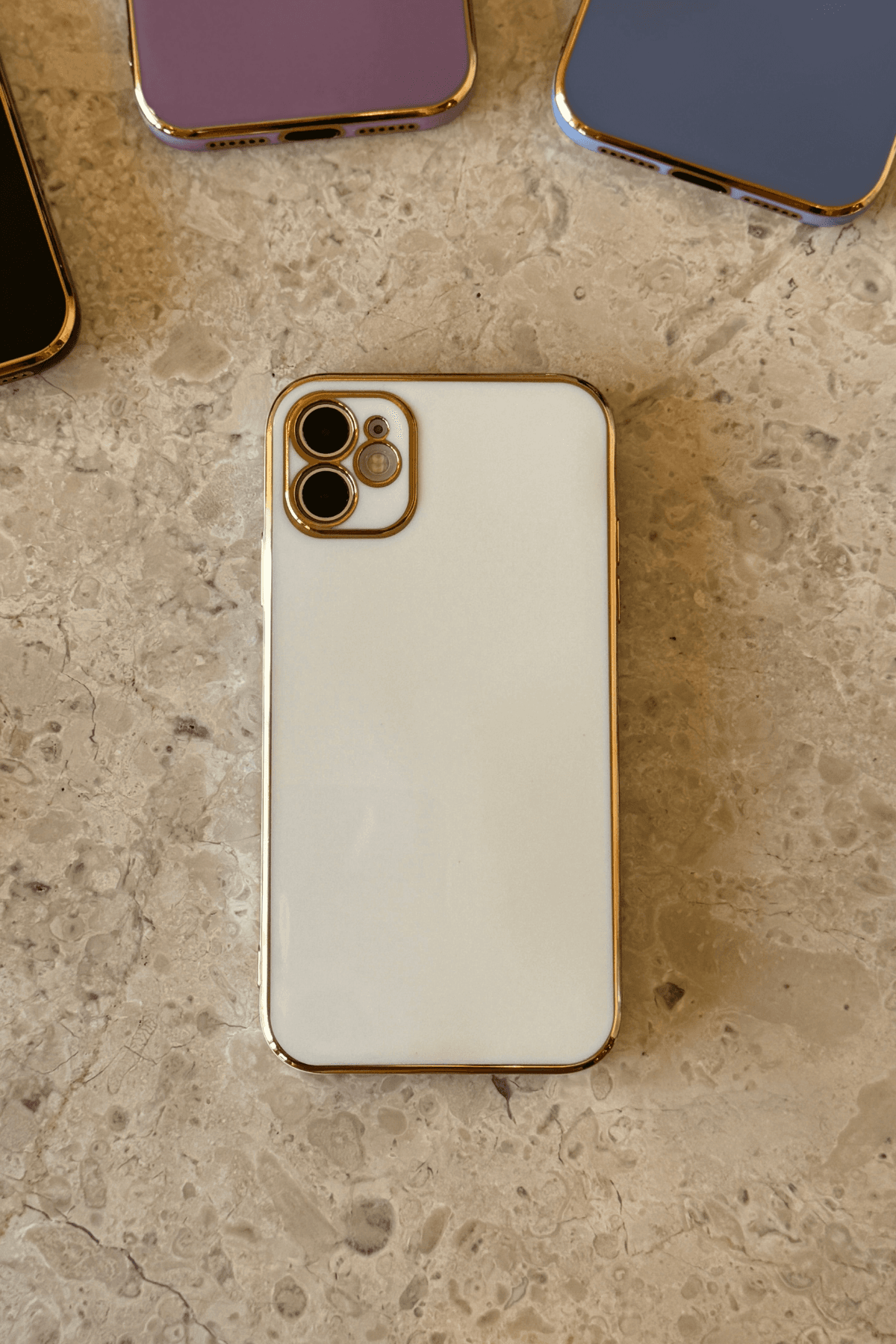 iPhone 11 Uyumlu Renkli Elegance Kılıf Beyaz