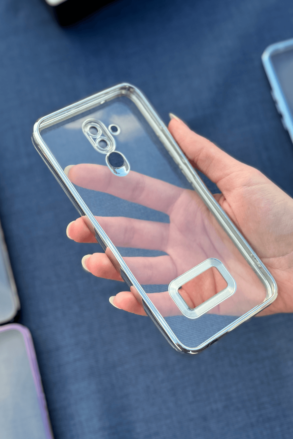 Huawei Mate 20 Lite Uyumlu Logo Açık Elegance Kılıf Gümüş