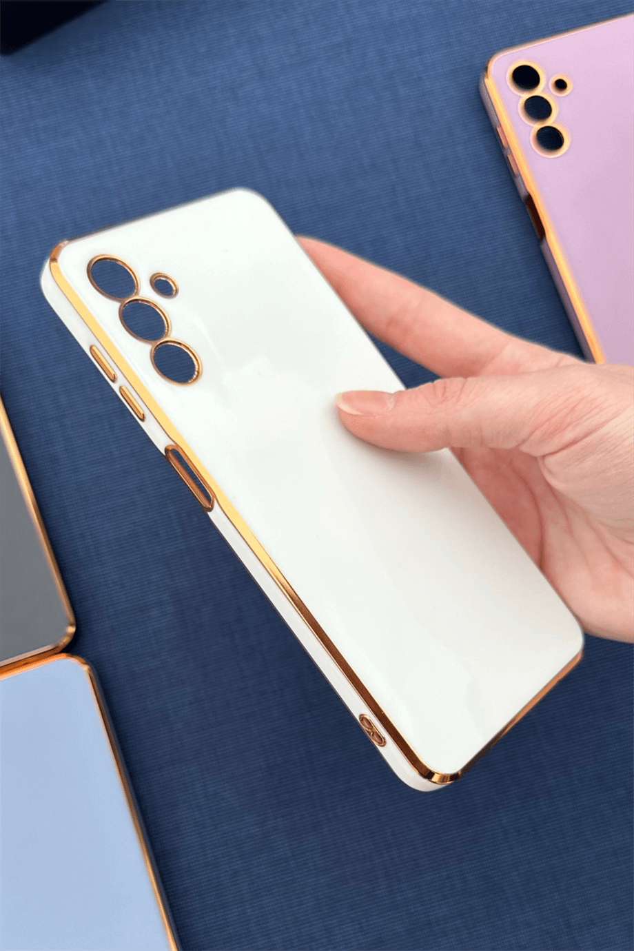 Galaxy A04s Uyumlu Renkli Elegance Silikon Kılıf Beyaz