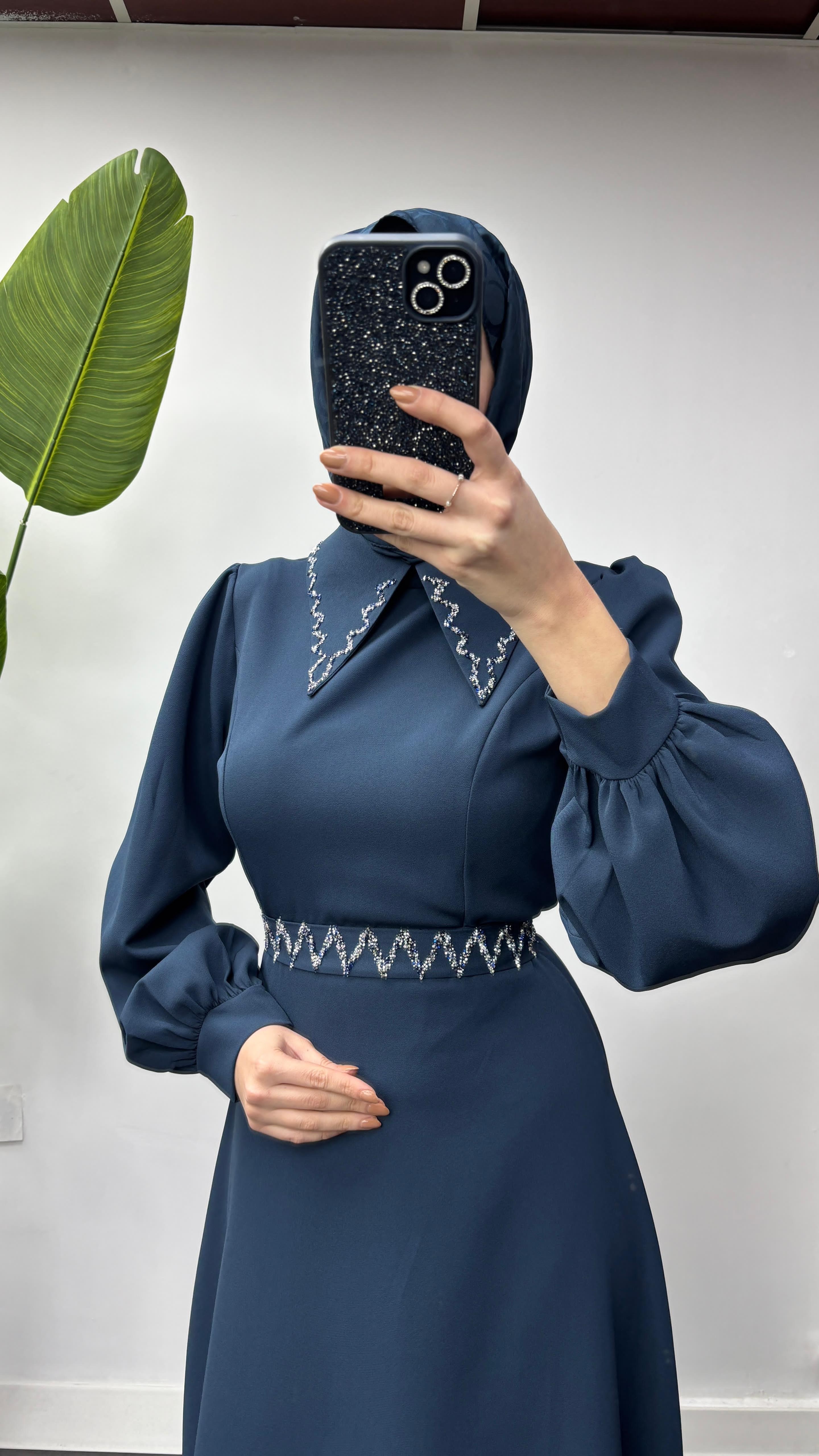 Rojda Elbise