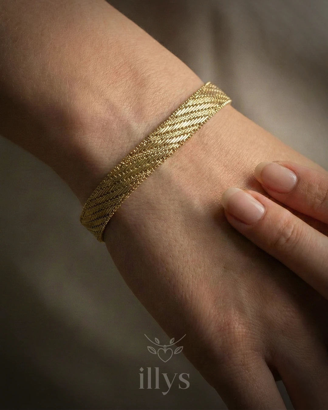 illys Gold Lazer Kesim Detay İnce Hasır Verev Model Bileklik