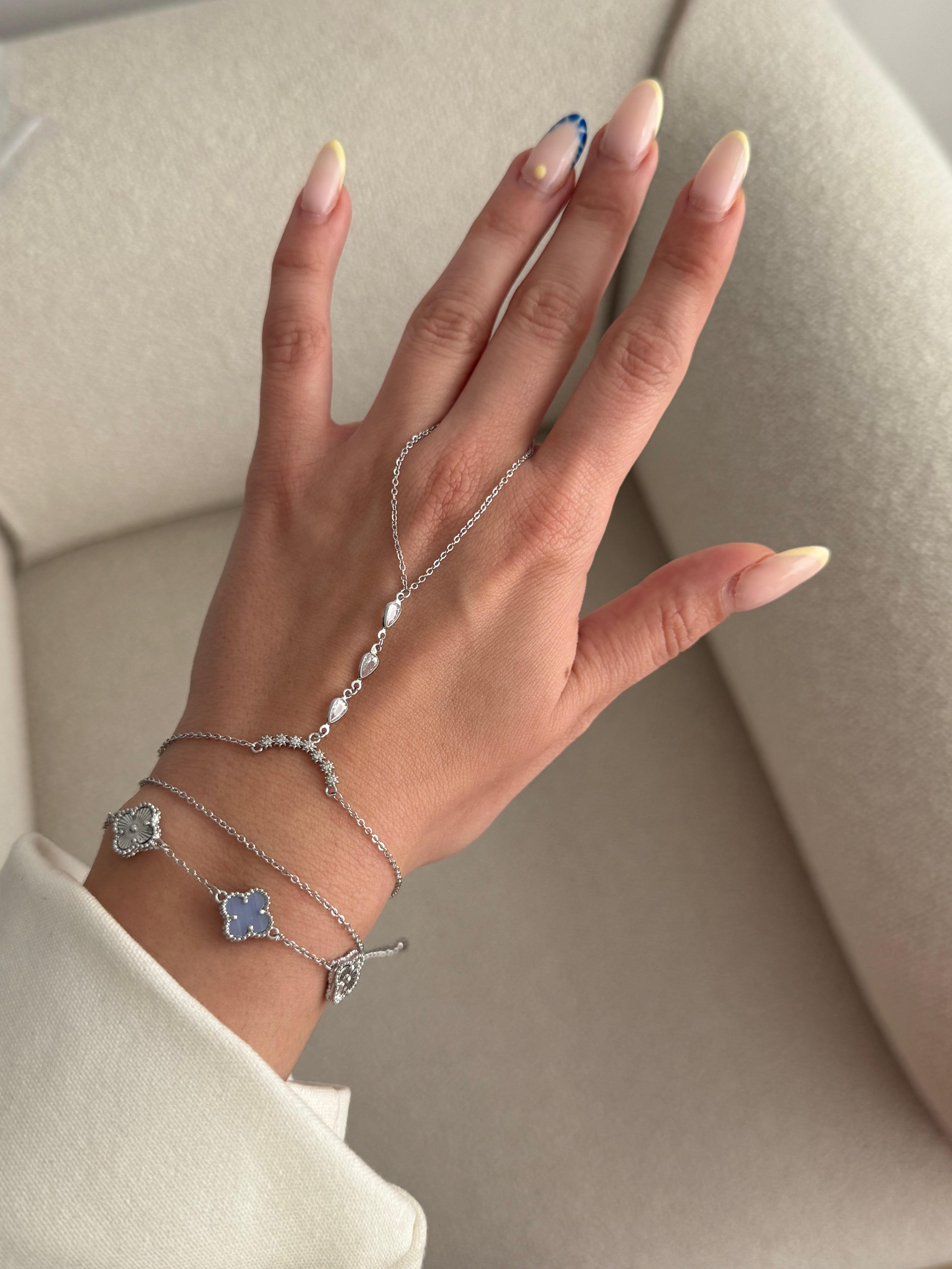 illys Silver Damla Baget Taş Detaylı İthal Altın Kaplama Şahmeran