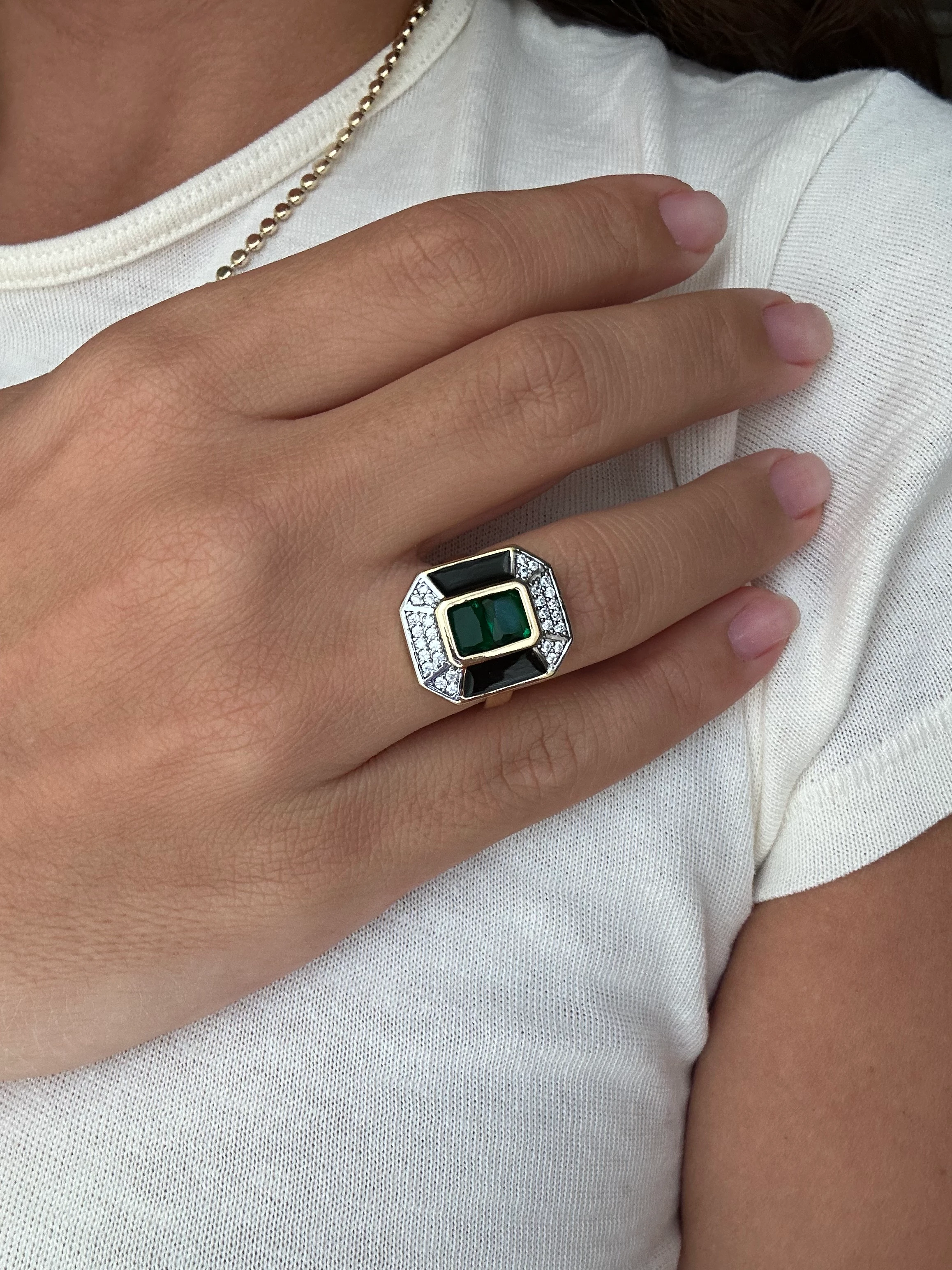 illys Gold Yeşil Baget Taş Detaylı Dikdörtgen Form Büyük Ayarlanabilir Yüzük