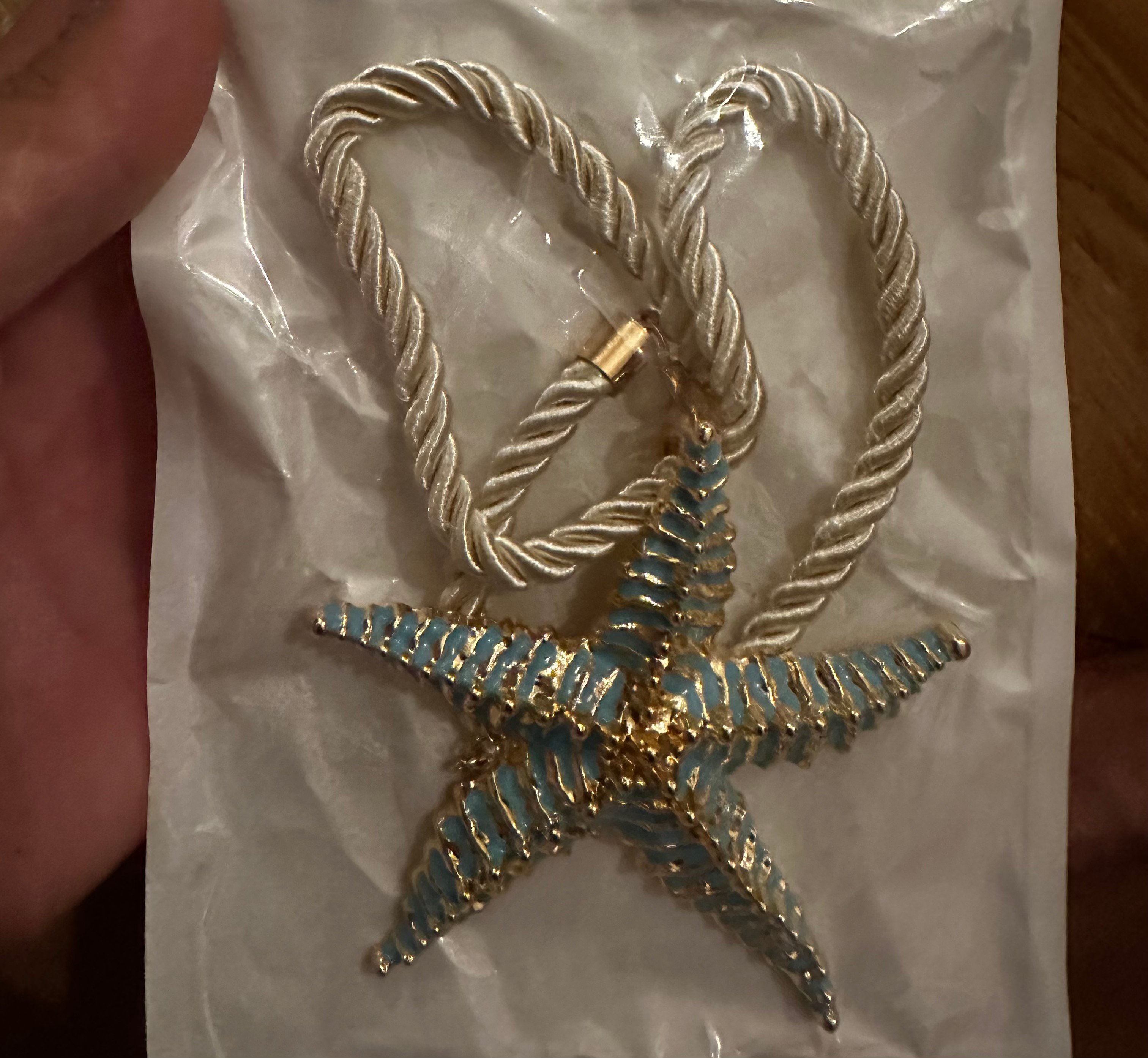 illys Mavi Büyük Deniz Yıldızı Uçlu Krem Rengi Halat Kolye