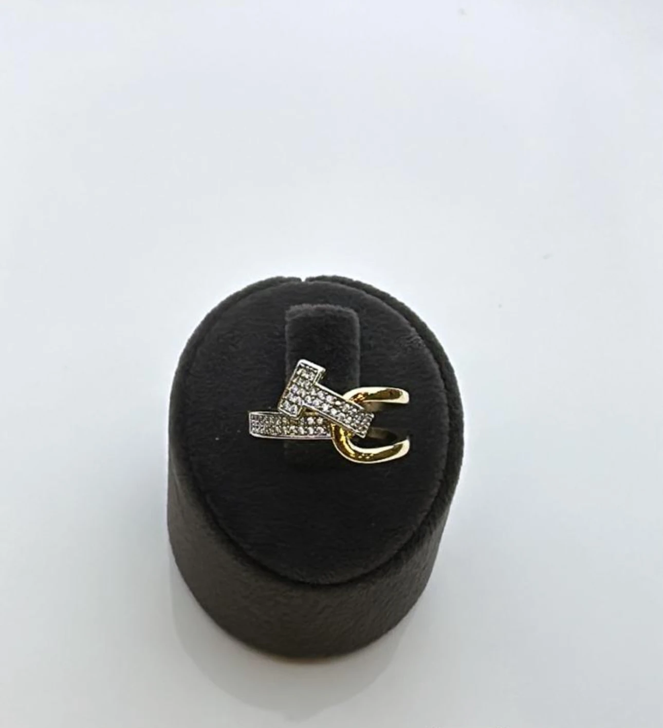 illys Gold Üstü Silver Zirkon Taş Detay T Figürlü Ayarlanabilir Yüzük