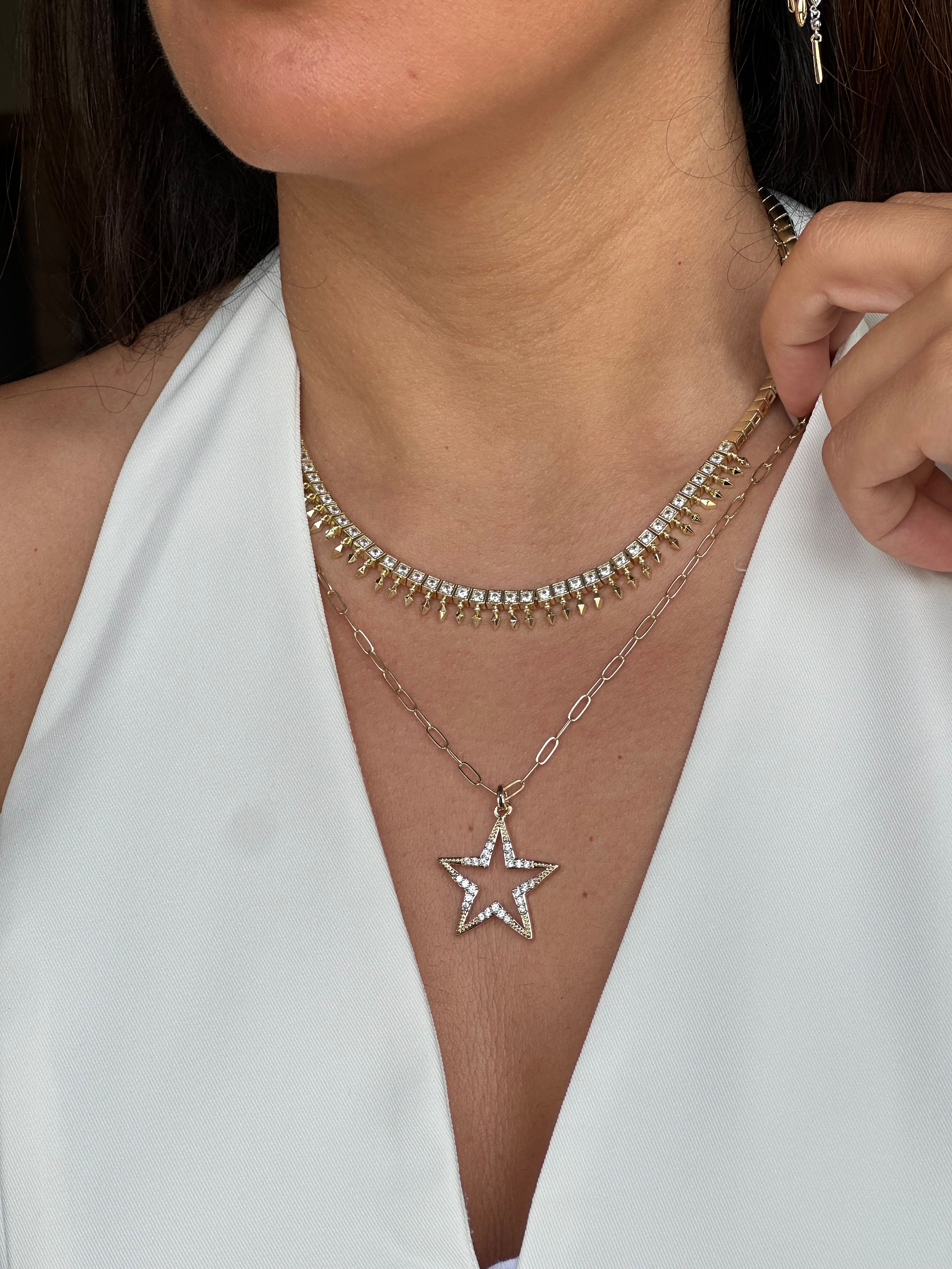 illys Gold Baget Taş Detaylı Çivi Model İthal Altın Kaplama Kolye