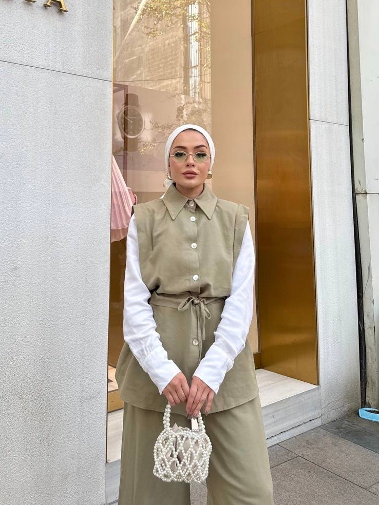 ALİA YELEKLİ KETEN TAKIM