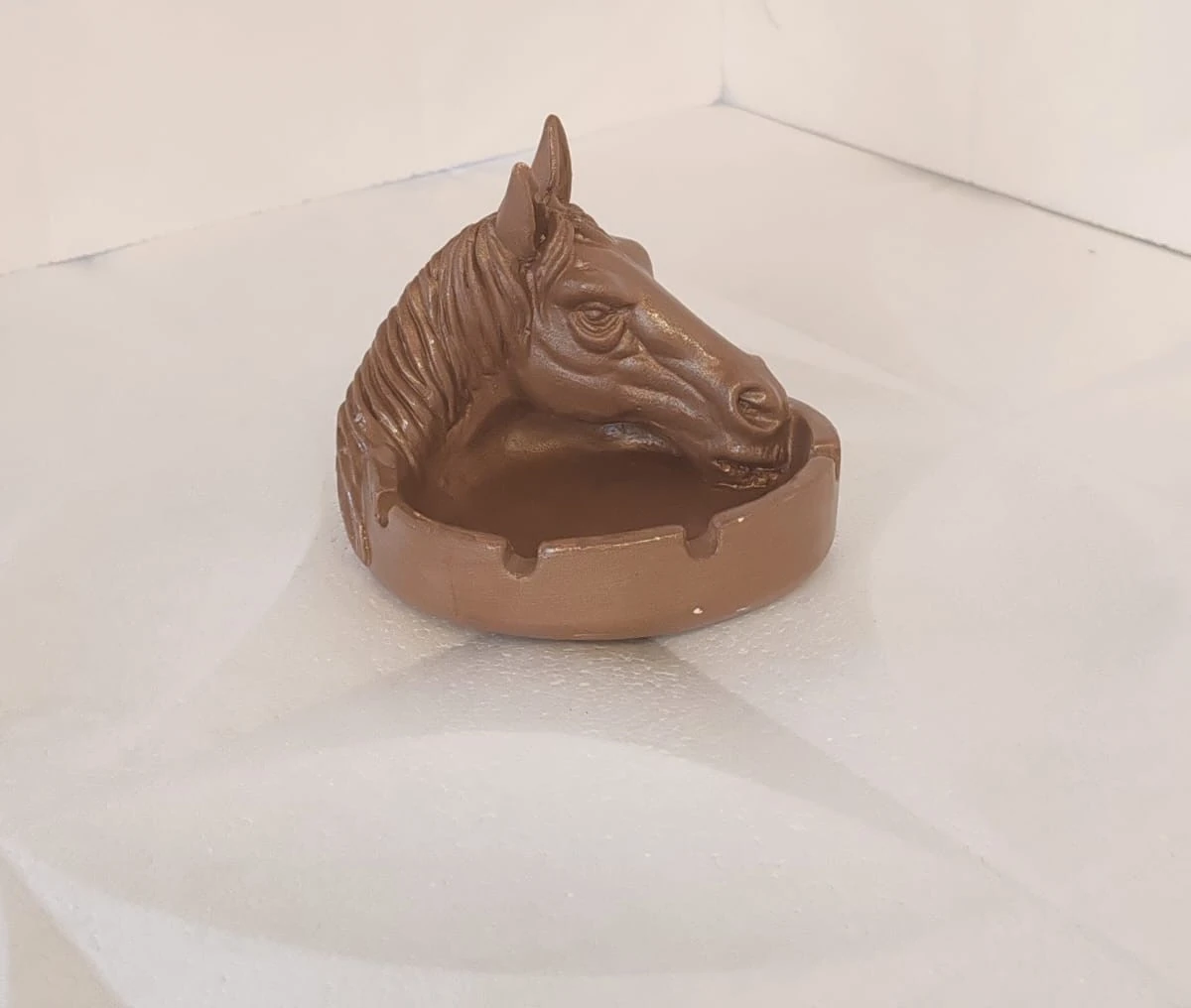 At Figürlü Küllük kahve Rengi