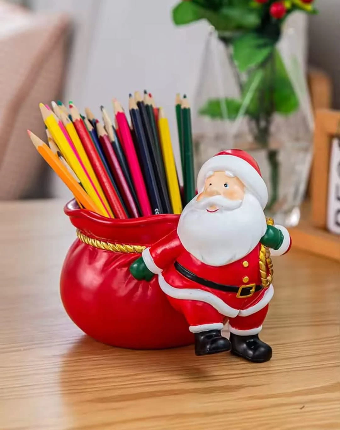 Çantalı Noel Baba Figürü