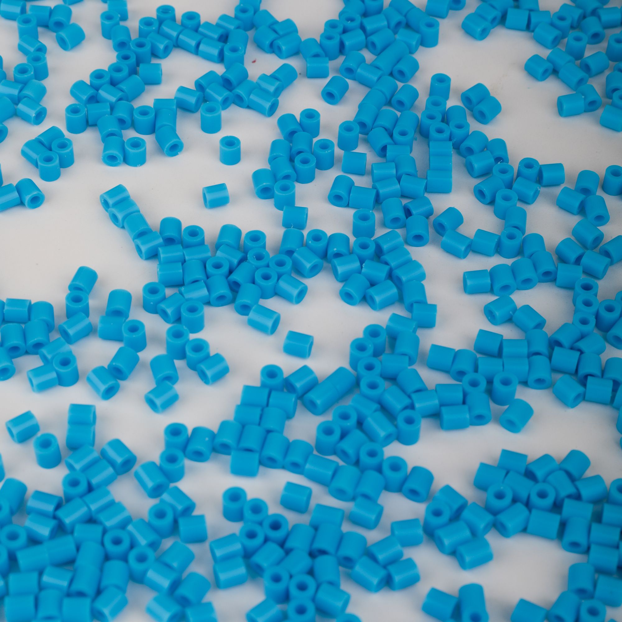Pixel Pixel 1000 PCS MIDI SIZE BEADS LIGHT BLUE PPB-1000-02
