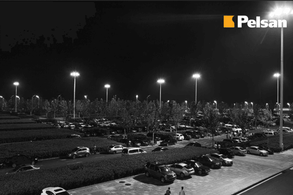 Pelsan LED projektör ile dış mekanlarda güçlü, uzun ömürlü ve enerji verimli aydınlatma sağlayın