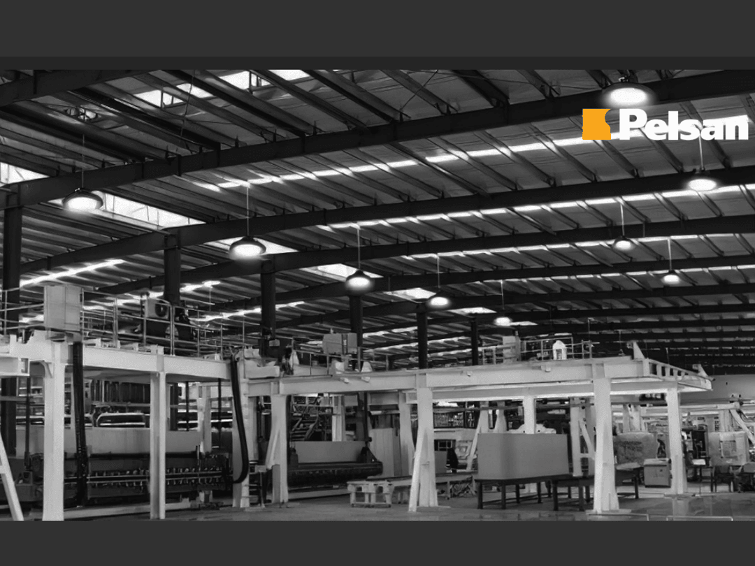 Pelsan yüksek tavan armatürü, endüstriyel alanlarda enerji tasarruflu ve güçlü LED aydınlatma çözümü sunar.