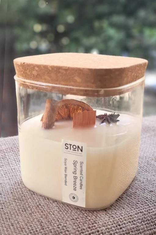 Ahşap Fitilli, Mantar Kapaklı Cam Kavanozda mum, Portakal & Tarçın & Anason Süslemeli - El Yapımı Soya Mum – 