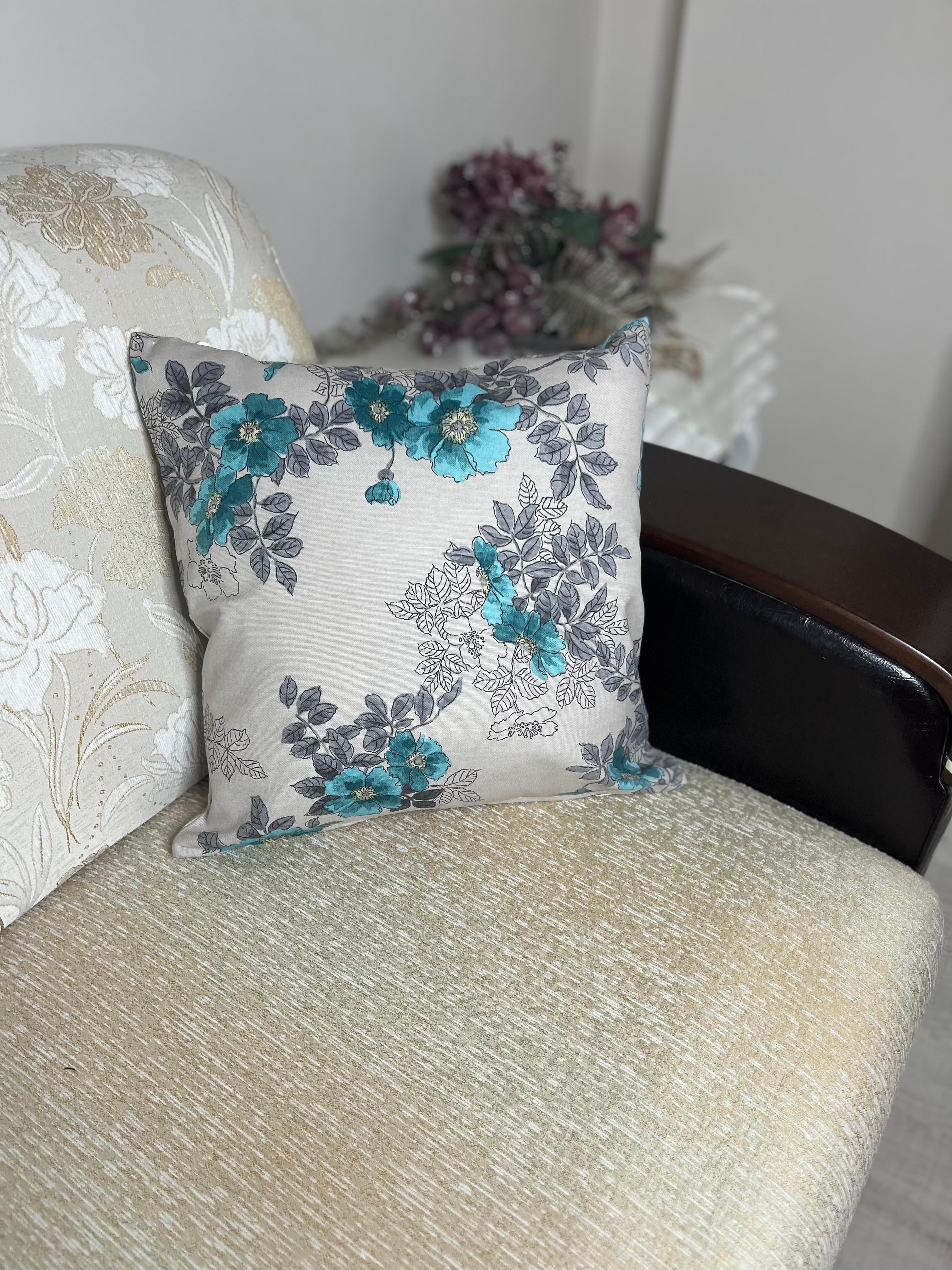 Set of 2 Floral Patterned Throw Pillow Covers