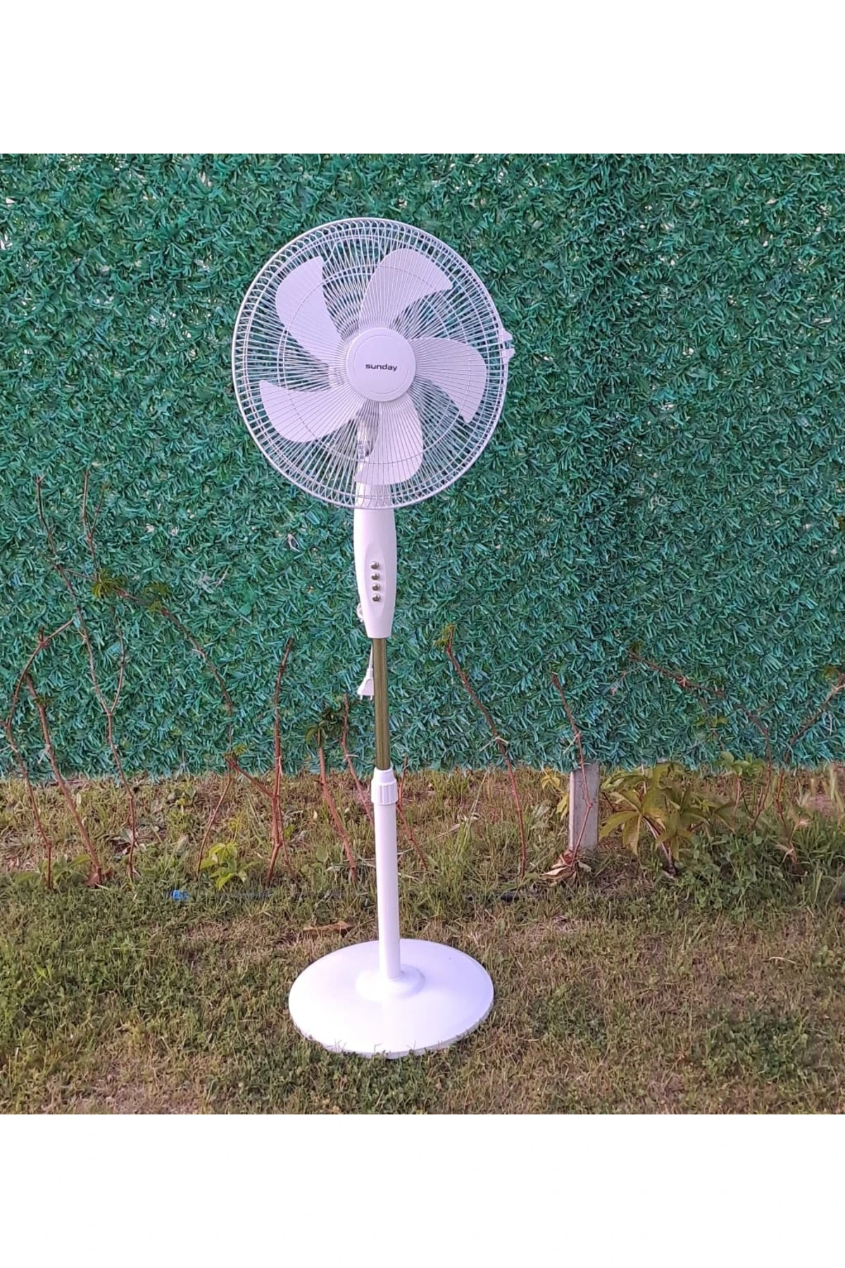 Ayaklı Beyaz Vantilatör 55 Wat 5 Pervane Sessiz Simit Ayaklı Sağ Sol Dönme Fonksiyonlu 55w