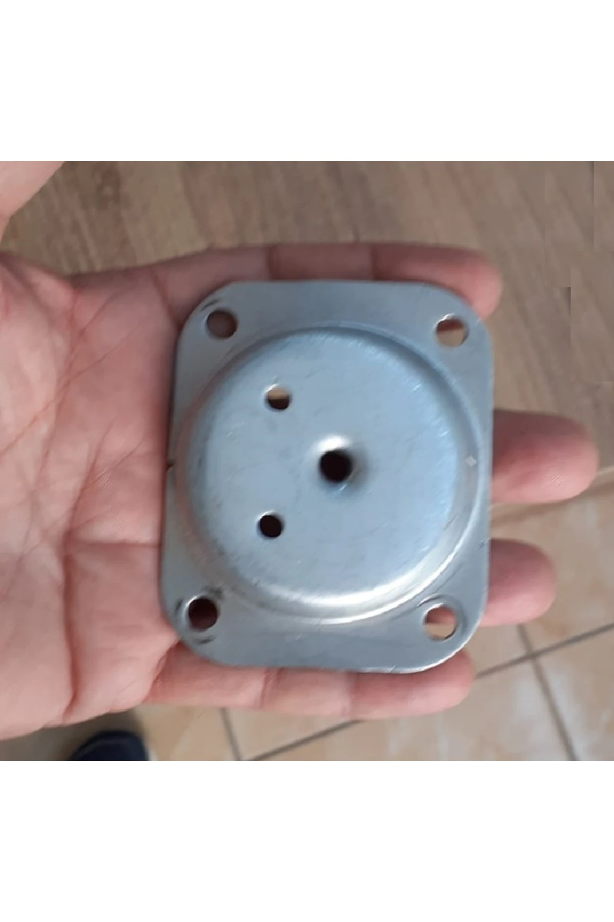 Ayak Montaj Aparatı Metal Braket Masa Kanepe Sehpa Ayağı Baglantı Elemanı 4 Adet Eğimli (AÇILI)