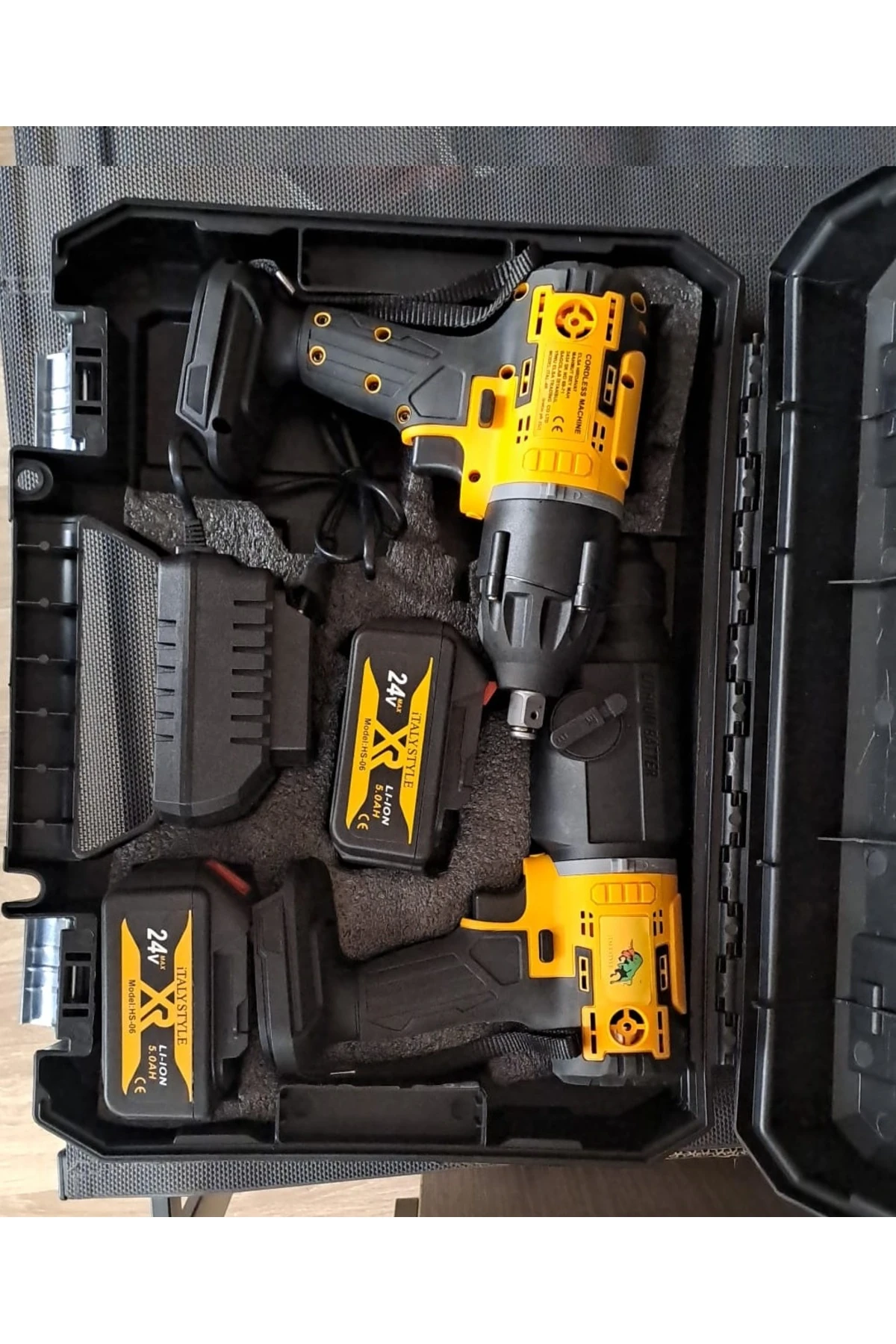 Şarjlı Darbeli Bijon Matkap Vidalama ve SDS Kırıcı Delici Hilti Seti 2 Makina 2 Akü Şarj Çanta