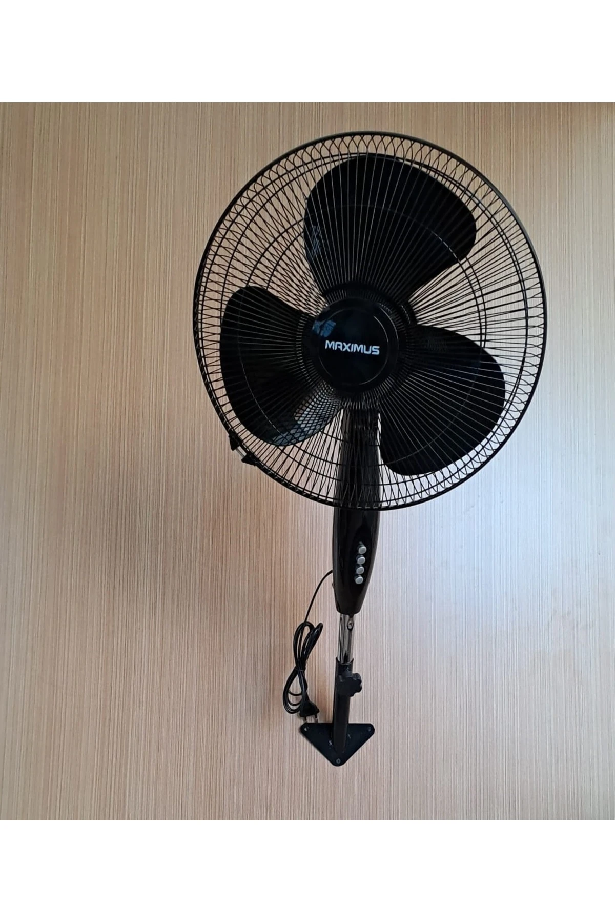 Duvar Montajlı Hava Vantilatörü 3 Kademe Hız Ayarlı Pervane Sağ Sol Dönme 45w Siyah Renk