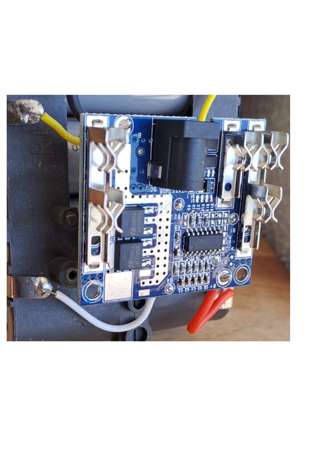 Pil Şarj koruma levhası 5S BMS 18V 21V 20A Li-Ion Lityum 10 pilli Koruma Şarj devre kartı modülü