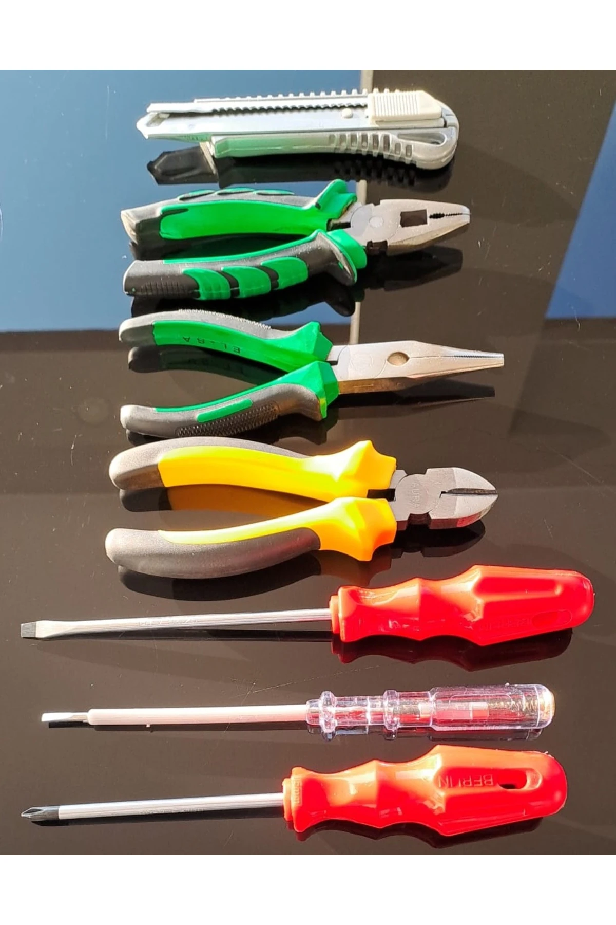 Pense Yan Keski Tornavida Gargaburun 2li Tornavida Kontrol Kalemi Falçata Takımı Izoleli 8 parça set