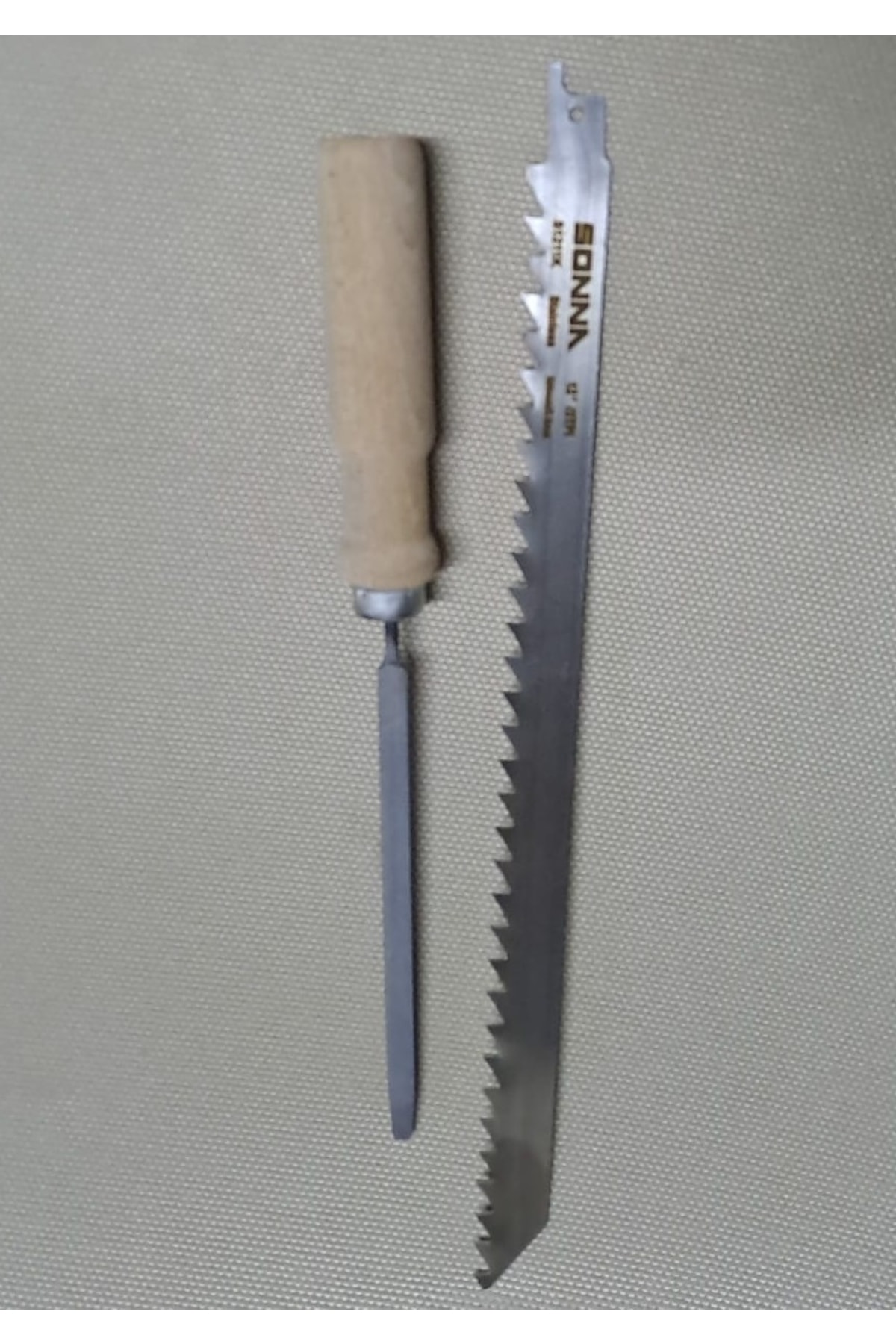 Tilki Kuyruğu Testeresi Ve Bileme Eğesi Kemik Ahşap Buz Odun Kesme Ucu Paslanmaz Çelik 300mm (30cm)