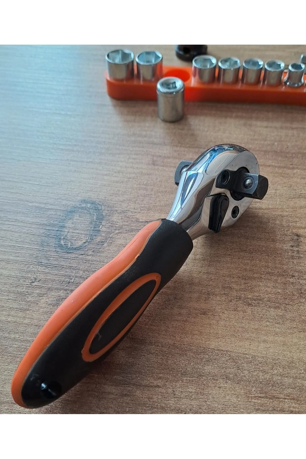 Fonksiyonel 1/2 ve 3/4 Cırcır Kollu Lokma seti 12 Parça Lokma Anahtar Takımı Somun Sökme adaptörlü