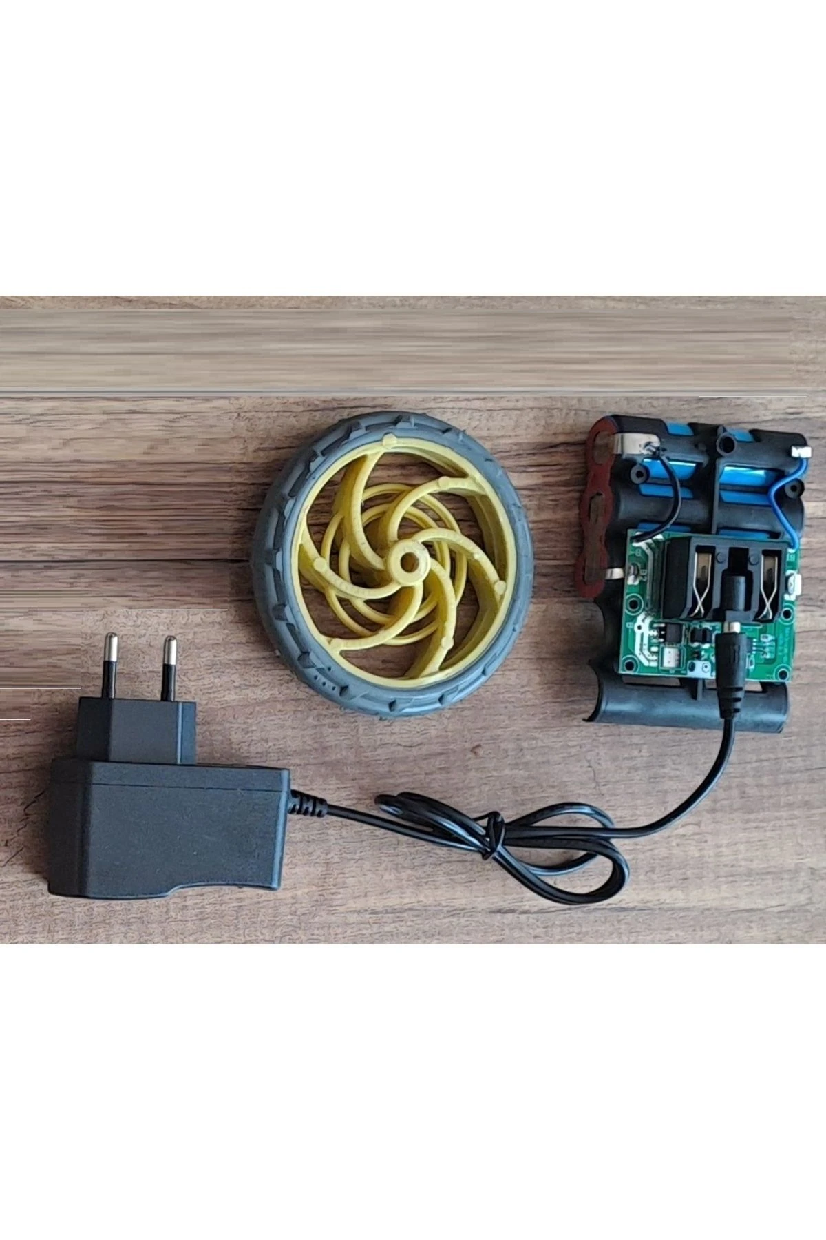 Motor Tork Dişli Hız Kontrol Tetiği Batarya Şarj Cihazı Tekerlek Proje Okul Ödev Scooter Araç Imalat