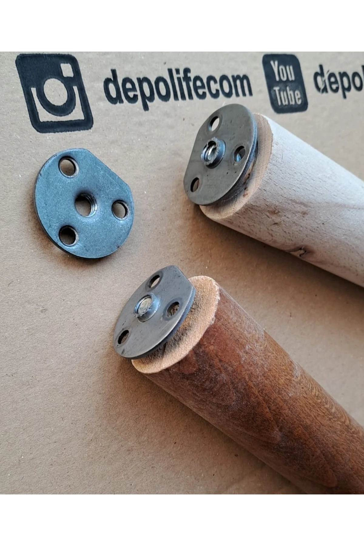 Kanepe Sehpa Masa Için Ahşap Ayak Bağlantı Aparatı Metal Montaj Braketi 4 Adet M8 Girişli