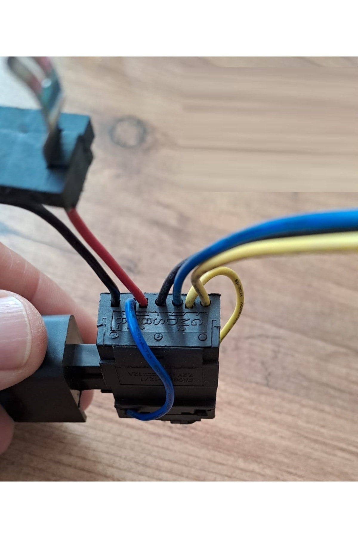 Elektronik Hız Kontrol Tetik Dc Motor Şarjlı Matkap Tetiği Sağ Sol Dönme Anahtarlı Fa088a 7.2-24v 2a