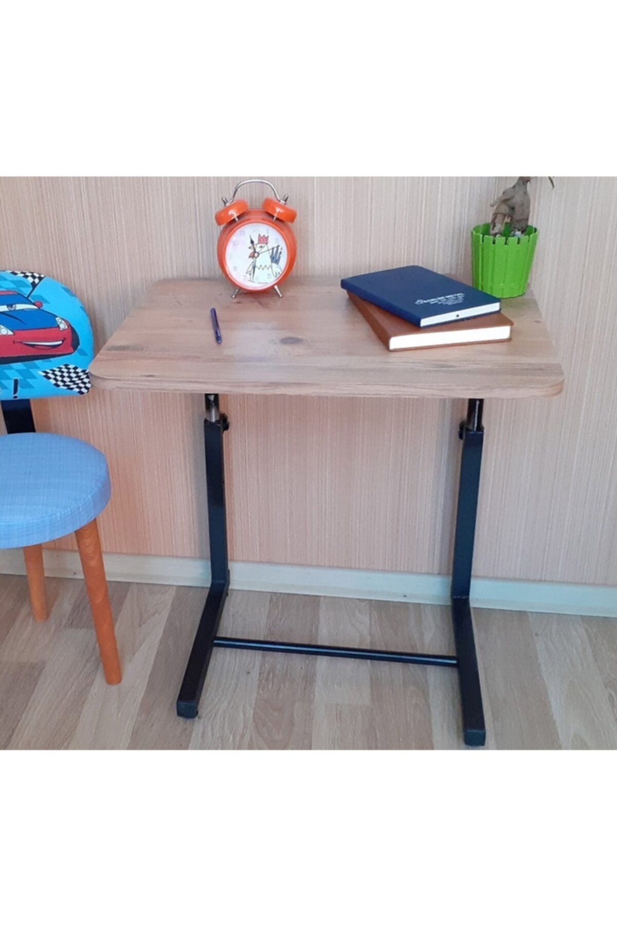 Çocuk Ders Çalışma Notebook Masası Boyu Ayarlanabilir Çekyat Sehpası Ceviz Renk Çocuk Odası 60x44cm