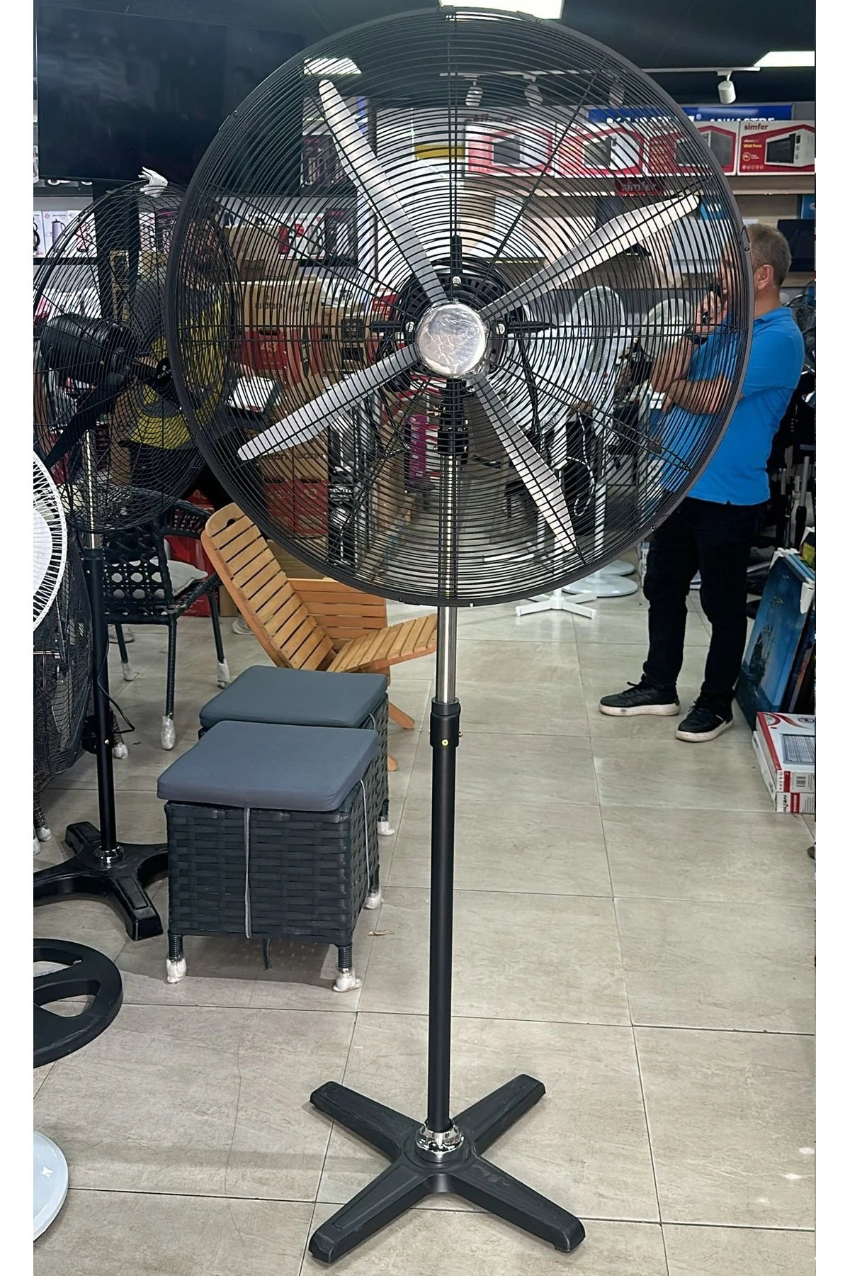 Sanayi Tipi Vantilatör Battal boy Metal Ayaklı Pervane 75cm Açık hava cafe restoran hava vantilatörü