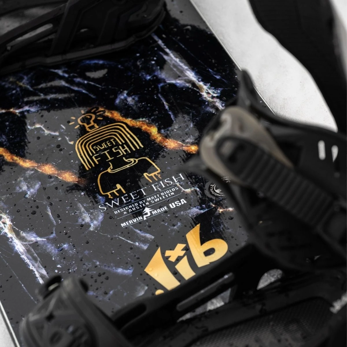 Libtech Mayhem Sweetfish 2025 Snowboard