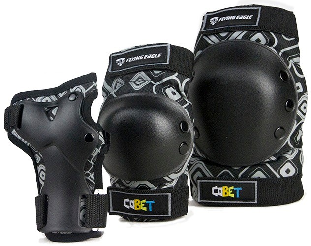 Flying Eagle Cobet Black Yetişkin Protection Set