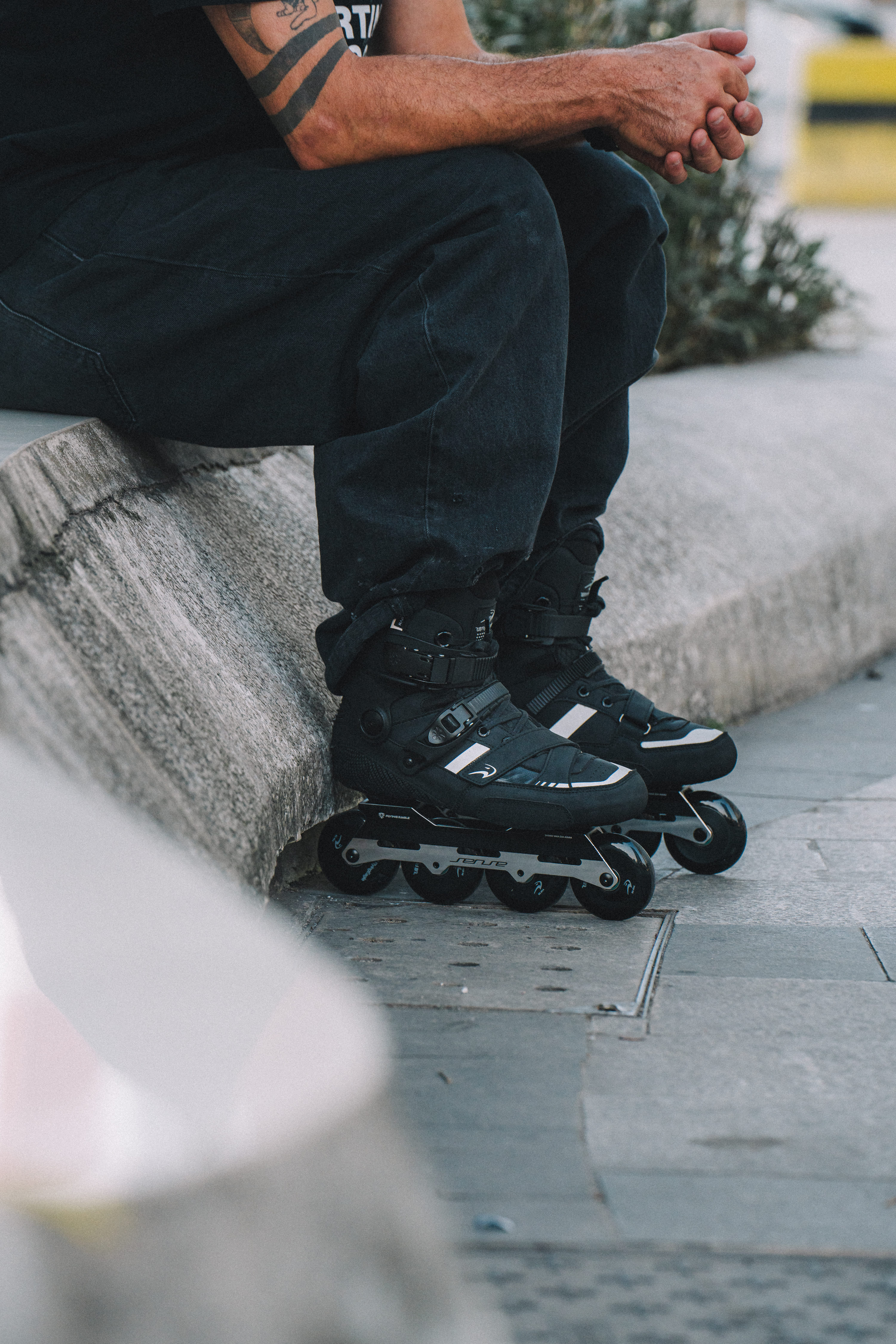 Flying Eagle Raptor Black Urban Paten