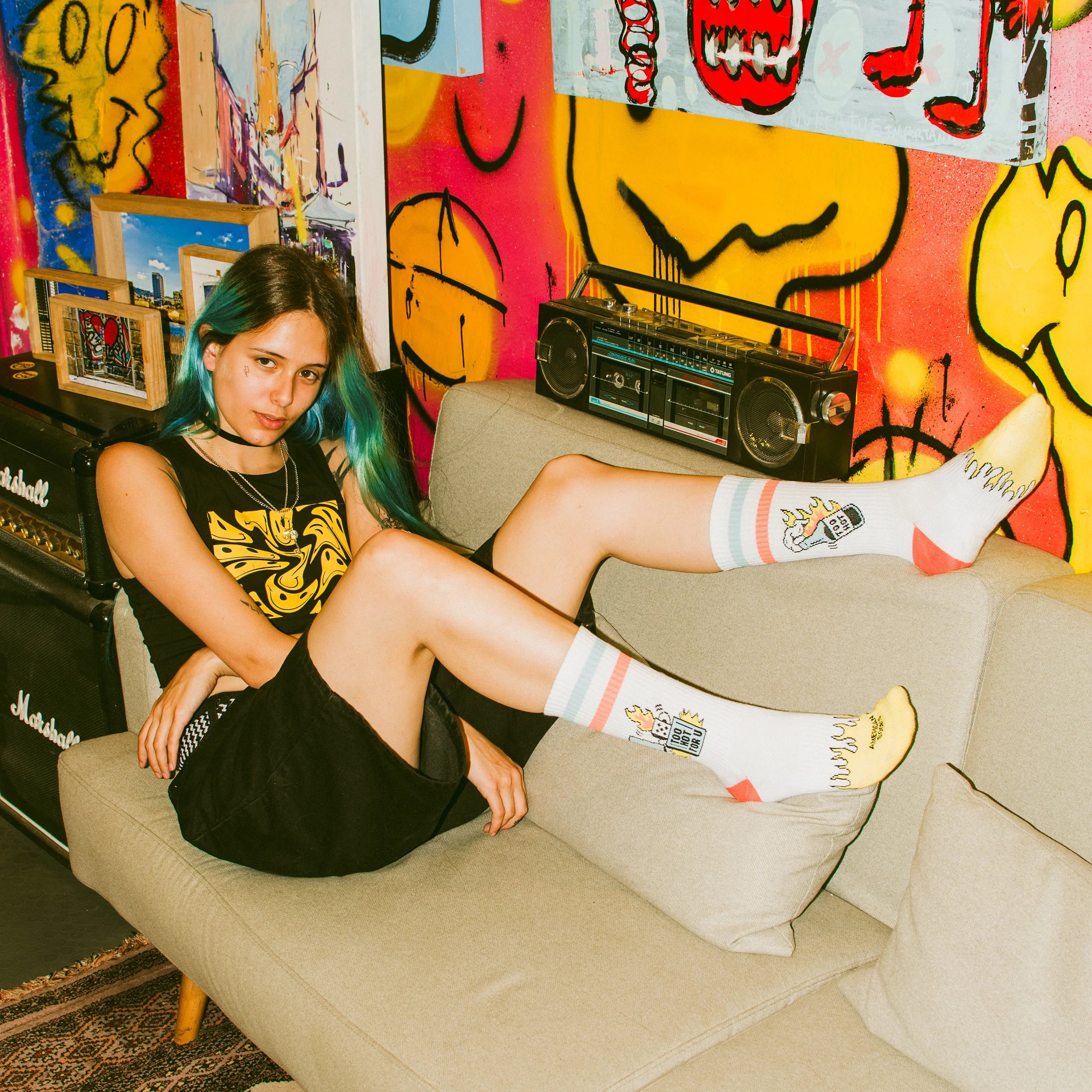 American Socks 2 Hot 4 You Mid High Çorap