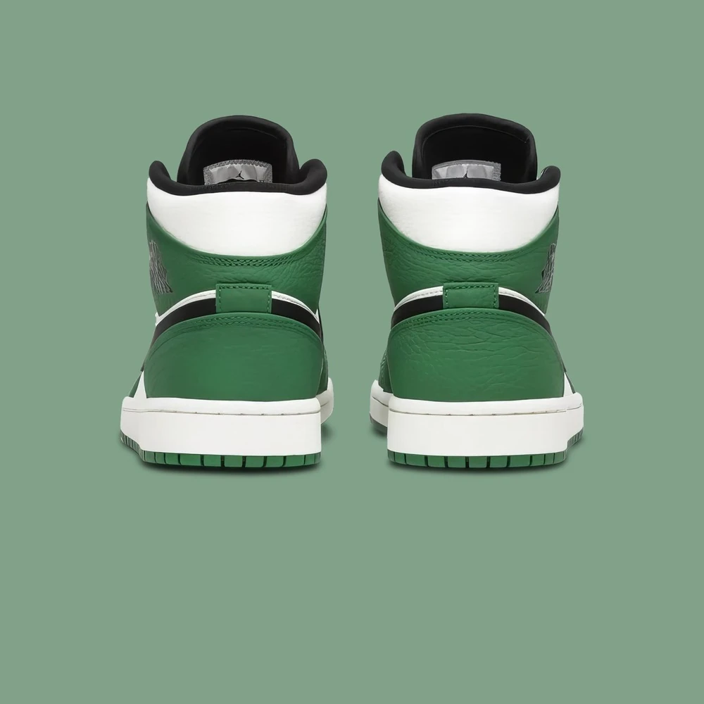 Nike Jordan 1 Retro Pine Green