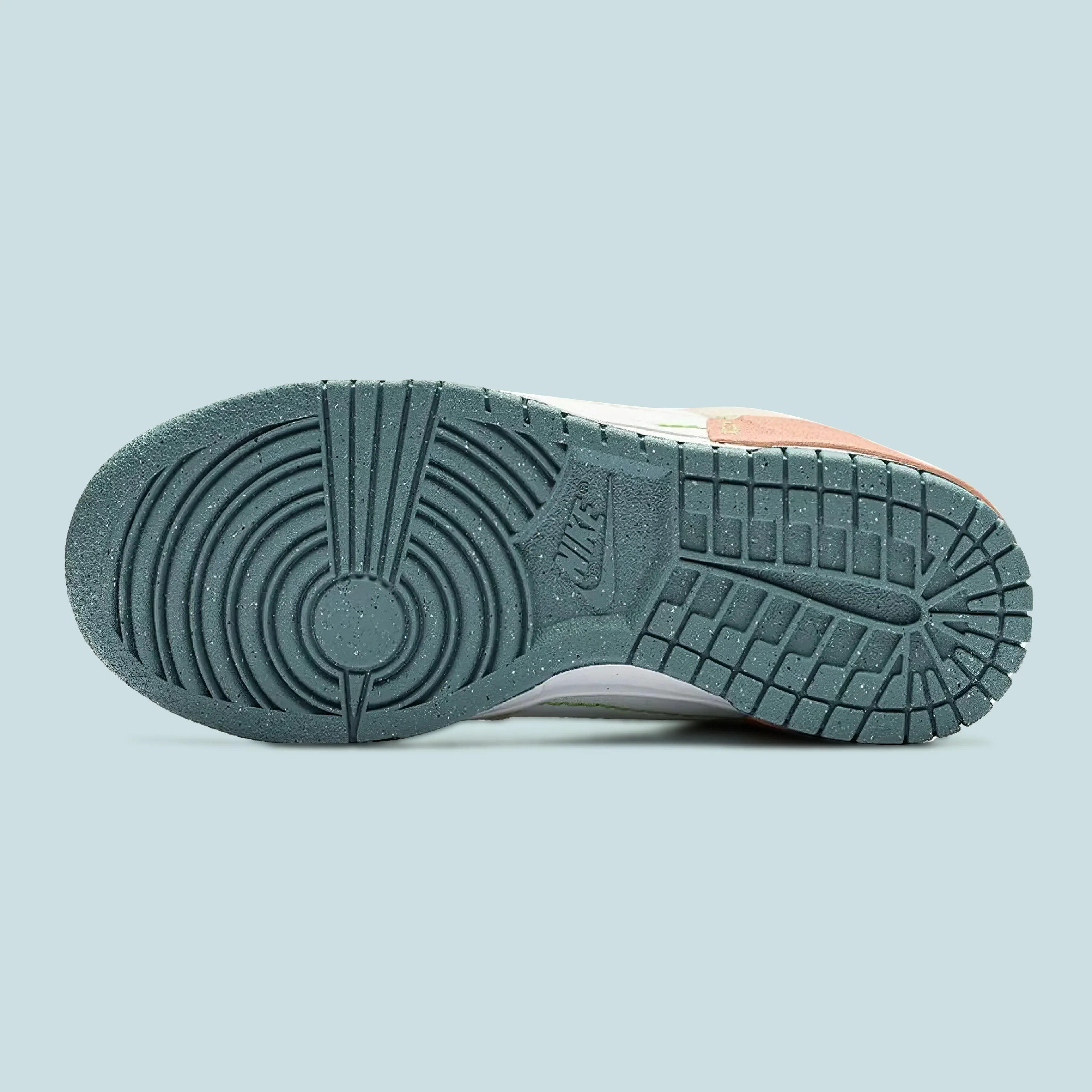 Nike Sb Dunk Low Distrupt 2 Easter Pastel 