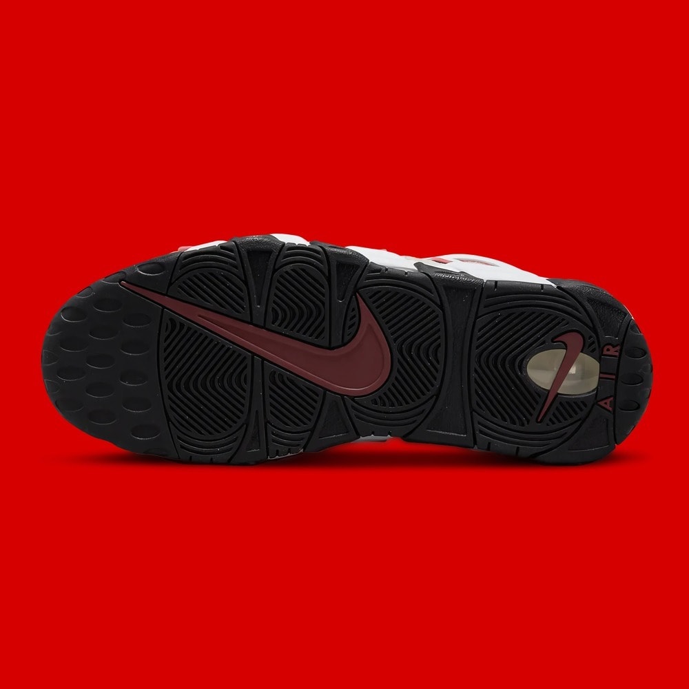 Nike Air More Uptempo Plays With Bulls Colors