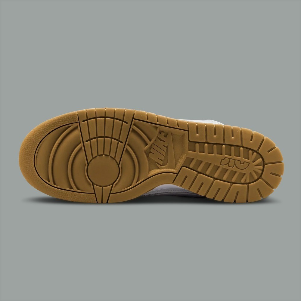 Nike Air Dunk Jumbo Photon Dust Gum Light Brown