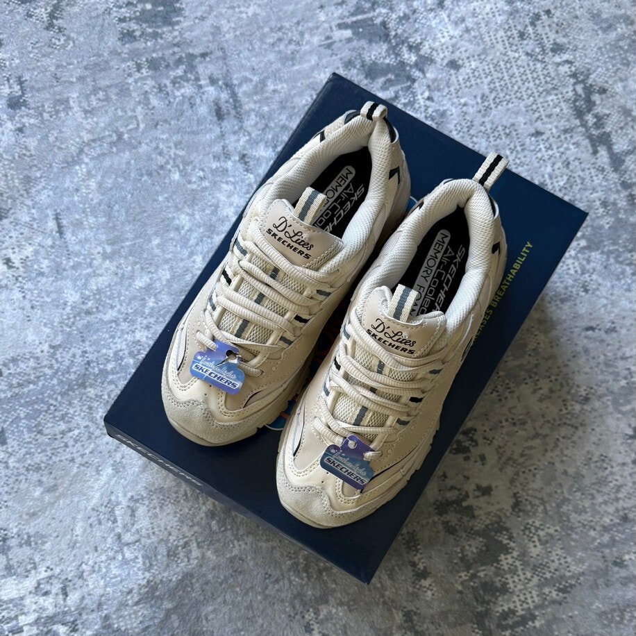 Skechers D’ Lites Black- Cream