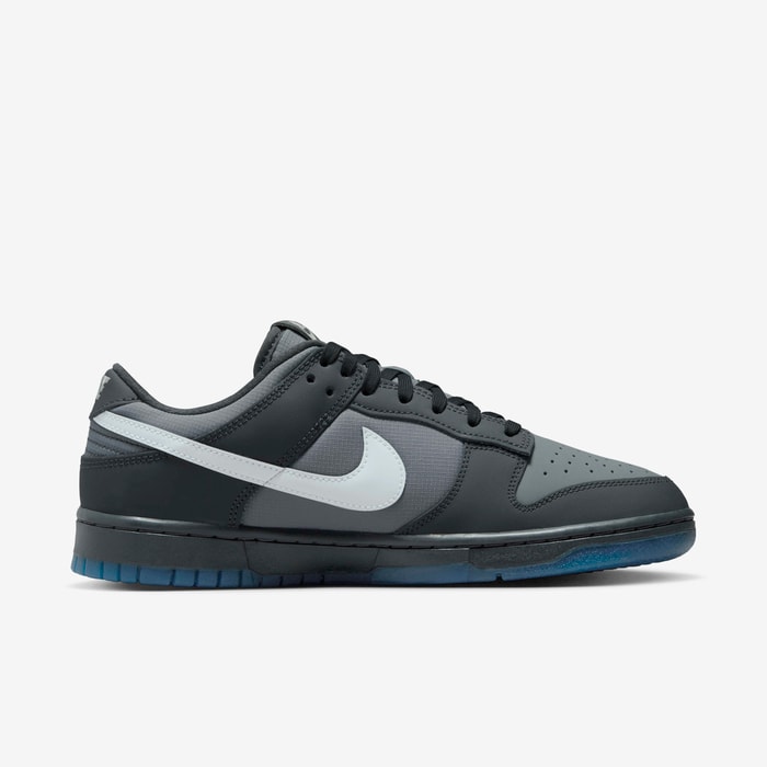 Nike SB  Dunk Low Anthracite