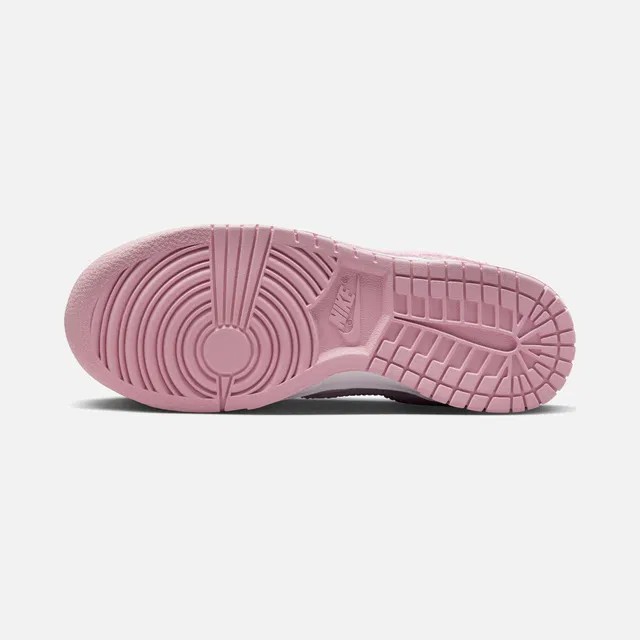 Nike Dunk Low Velvety Details